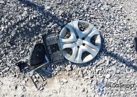 2014 Toyota Rav4 Le из США, поврежденный, VIN 2T3BFREV4EW228229